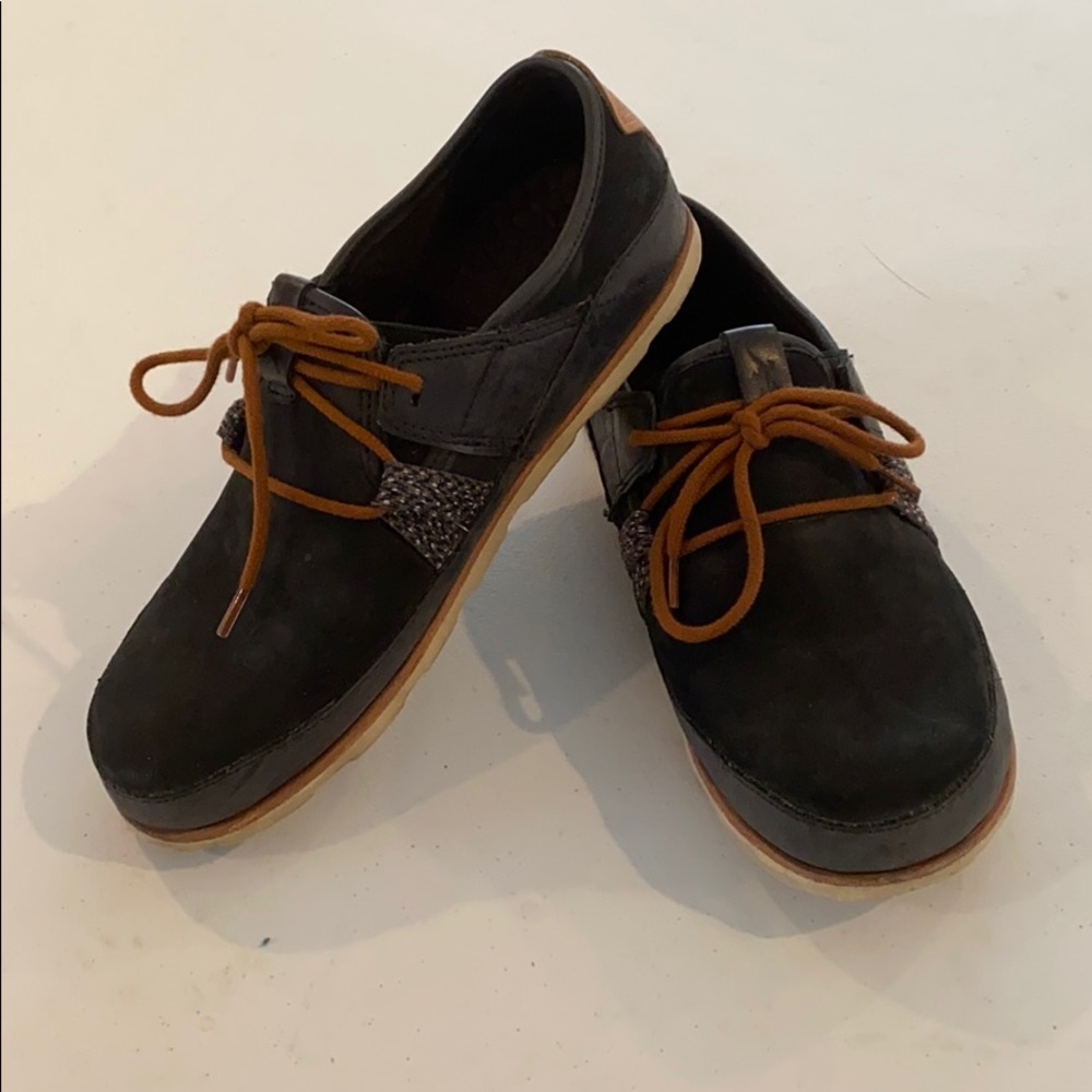 CHACO’S casual oxfords